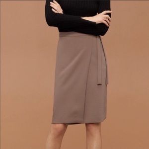 Aritzia Wilfred Wrap Skirt size XS. Excellent Condition!